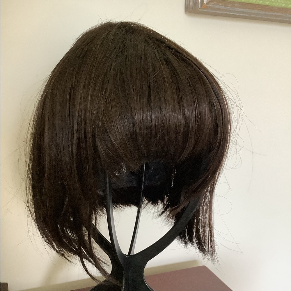 LuxHair Sleek Dark Brown Bob Wig
